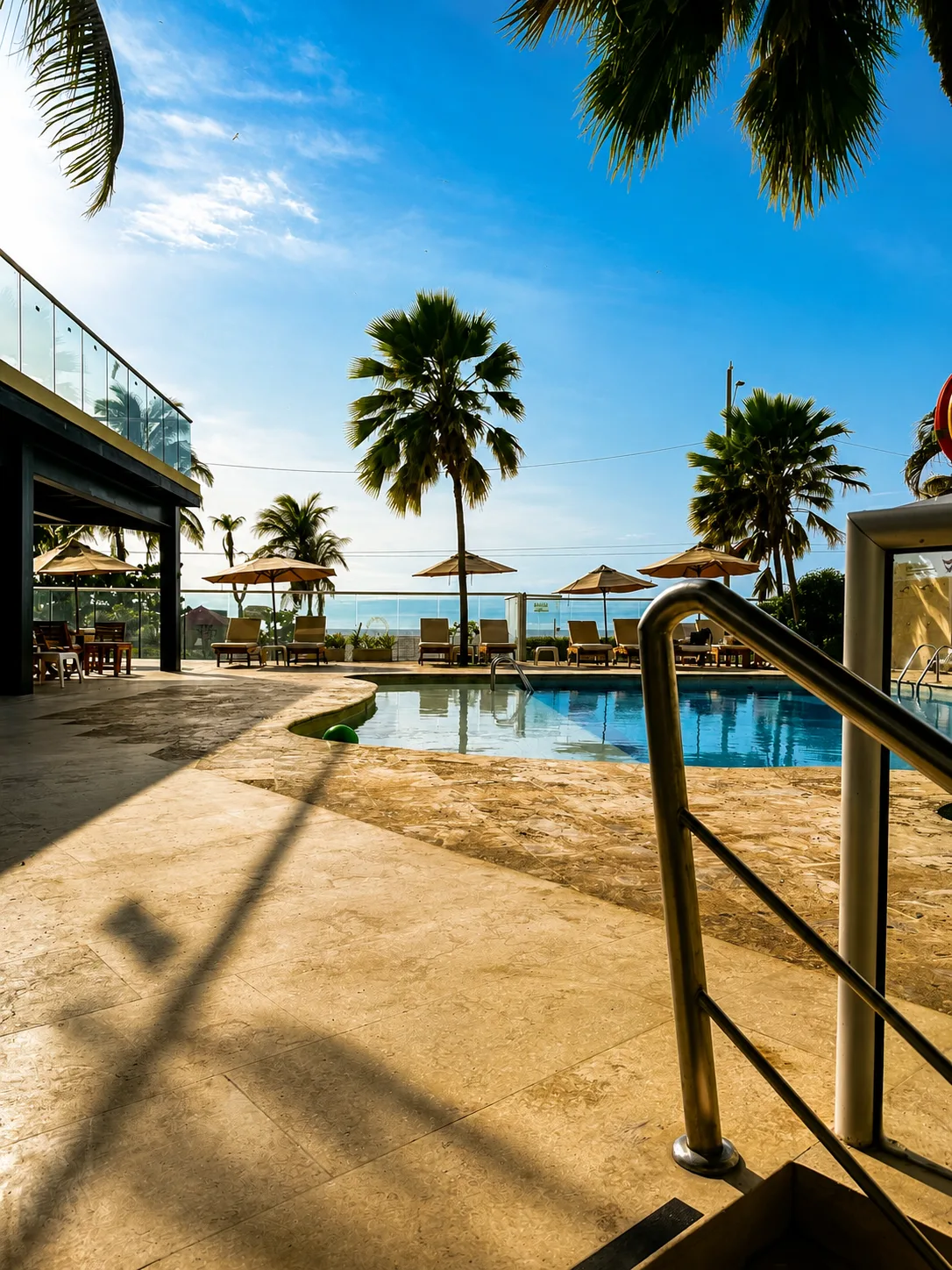Free Beach Club